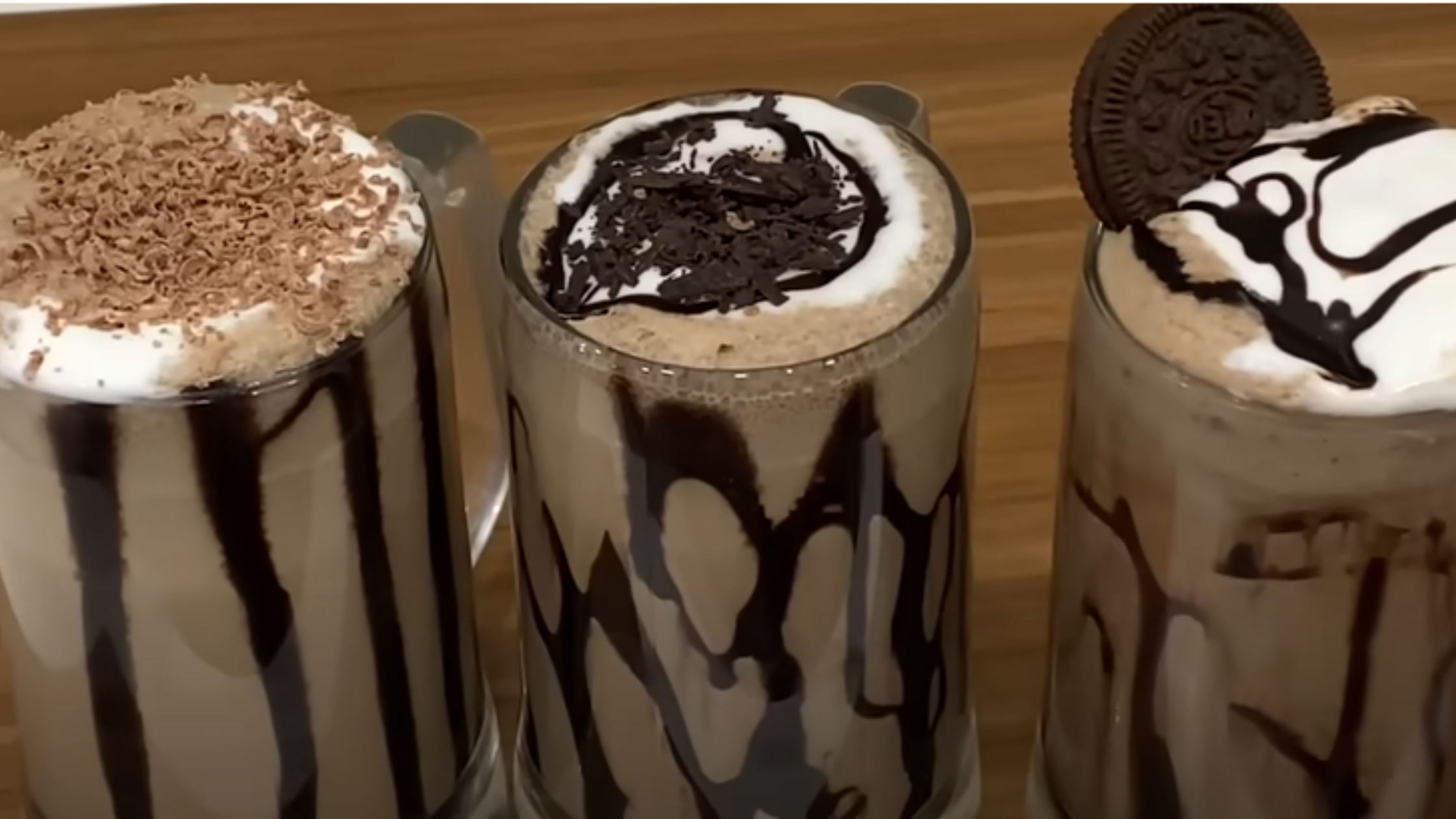 Make Cafe-Like Cold Coffee At Home | Cold Coffee Recipe | Cold Coffee At Home Easy | Cold Coffee Easy