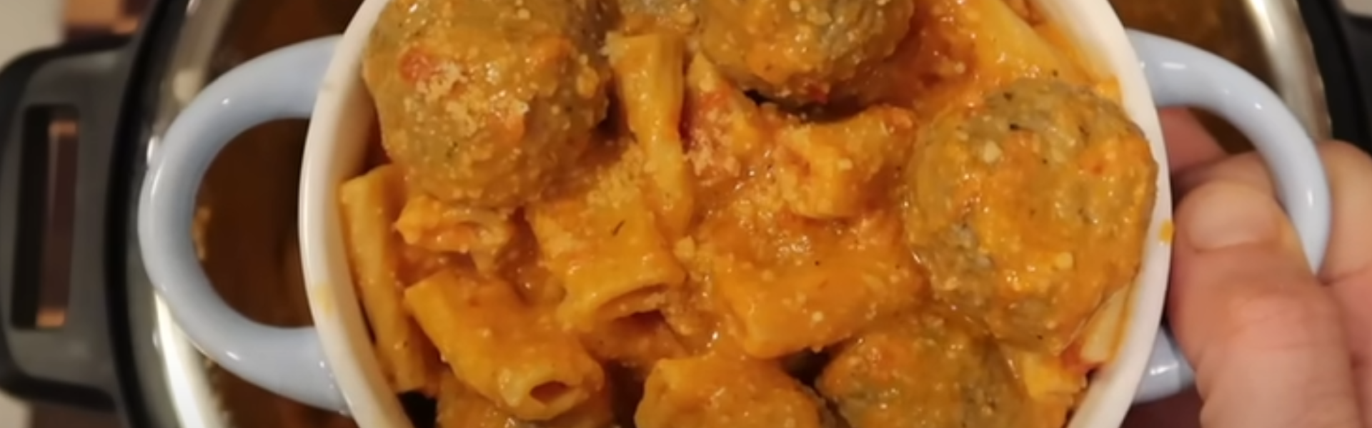 Instant Pot Meatballs Marinara Pasta