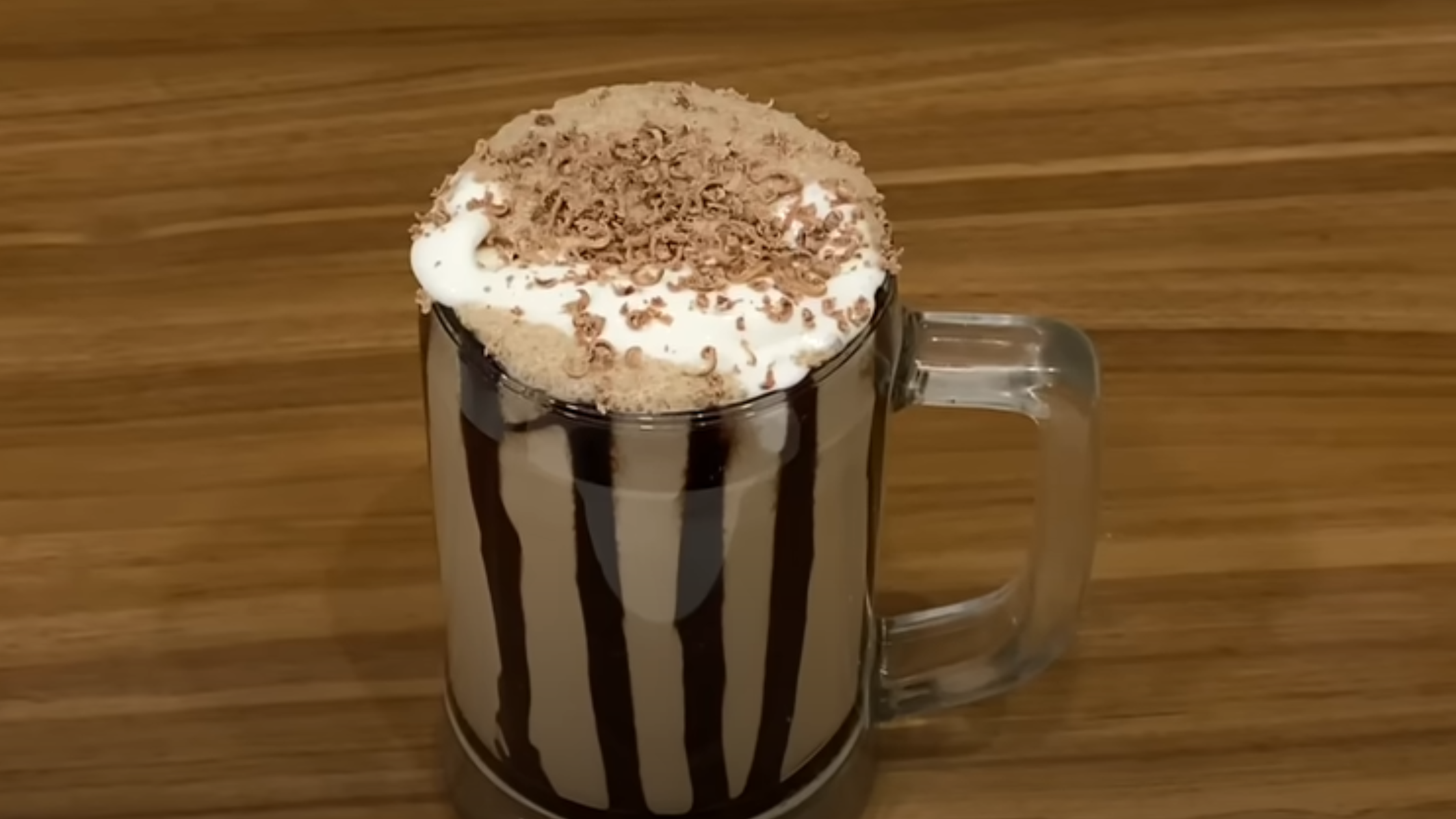 Make Cafe-Like Cold Coffee At Home | Cold Coffee Recipe | Cold Coffee At Home Easy | Cold Coffee Easy