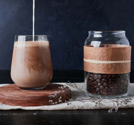 Make Cafe-Like Cold Coffee At Home | Cold Coffee Recipe | Cold Coffee At Home Easy | Cold Coffee Easy